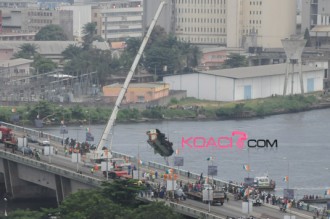 Horreur à  Abidjan, un bus plein tombe dans la lagune 