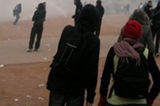 GUINEE : Des lycéens en colère casse tout sur leur passage au lycée  Matam de Conakry