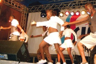 GABON: Le groove des vacances !