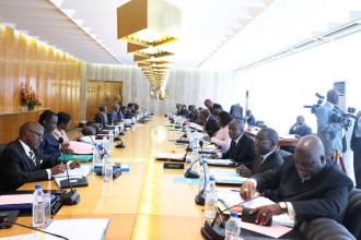COTE D'IVOIRE : Communiqué du conseil des ministres du 12 septembre 2012