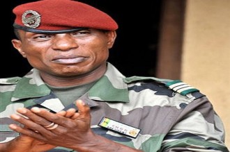 Dadis récompense un chauffeur qui a tué un coupeur de route