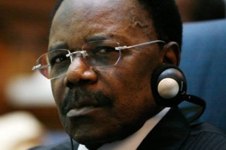 Décès annoncé par la presse fançaise du Président Omar Bongo