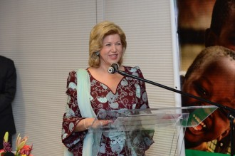 COTE D'IVOIRE : Aux USA, Dominique Ouattara saluée par les épouses des ambassadeurs africains