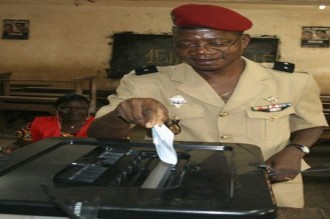 Les non dits du changement dans le commandement des FAT