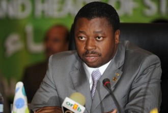 Visite surprise de Faure Gnassingbé à  ses oncles et tantes
