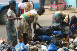 Sauvons les filles poubelles