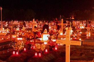 COTE D'IVOIRE: FETE DE TOUSSAINT: Une femme retrouve son défunt mari !