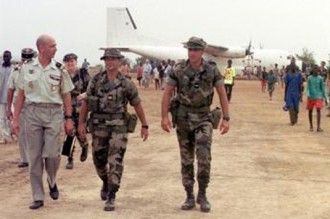 Départ dans la discrétion des forces françaises au Sénégal