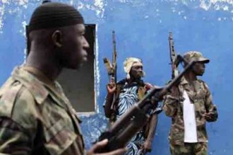 COTE D'IVOIRE:  Les militaires se dévorent entre eux