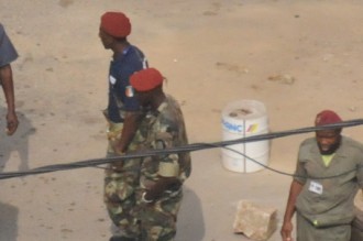 COTE D'IVOIRE: Amnesty International accuse les FRCI et les Dozo de commettre des exactions