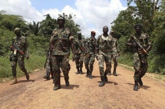 COTE D'IVOIRE : Les commandos ont replié dans la forêt, le calme est revenu