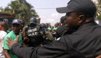 La police met en demeure les sociétés  privées de sécurité de déposer armes et treillis