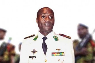 GABON : Ali Bongo libère l'ancien général de la garde républicaine !