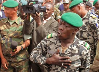 MALI - BURKINA FASO:  Acculée, la junte négocie à  Ouaga