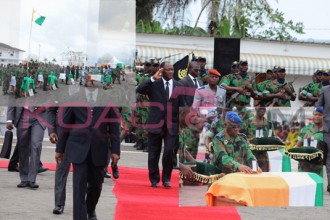L'Etat de Côte dÂ’Ivoire rend hommage à  21 soldats tombés au champ dÂ’honneur