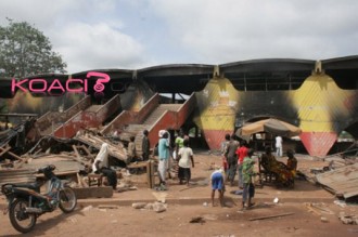  Katiola : le grand marché ravagé par un incendie.