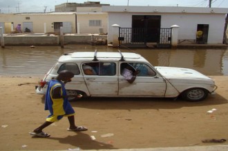Gestion des eaux: Wade prône des solutions frontales