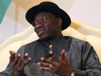 SENEGAL : Goodluck Jonathan à  Dakar: « lÂ’Union africaine doit parler avec Yayha Jammeh pour éviter le génocide »