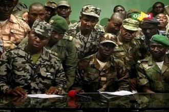 MALI: Le Ghana demande aux putschistes de rendre le pouvoir 