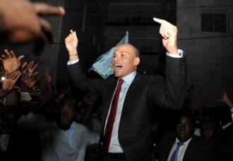 SENEGAL: Karim Wade échappe à  un lynchage des jeunes de l'APR! 