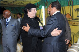CAMEROUN: Mouammar Kadhafi cherche le soutien de Paul Biya