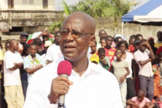 COTE D'IVOIRE : Albert Koenders demande aux politiciens ivoiriens de baisser d'un ton