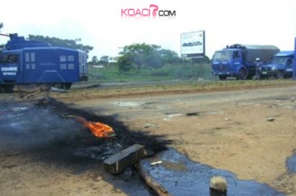 Lomé sans taxis et dans la violence