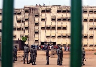 COTE D'IVOIRE : Deux évadés de la MACA rattrapés dans la nuit dÂ’hier à  Abidjan