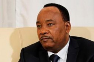COTE D'IVOIRE - NIGER : Mahamadou Issoufou rend visite au contingent nigérien déployé à  Gagnoa