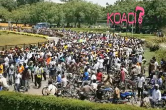 TOGO : Grande mobilisation à  Lomé autour des exigences du CST