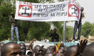 MALI : Le FDR ant-Sanogo renonce à  manifester sur pression religieuse
