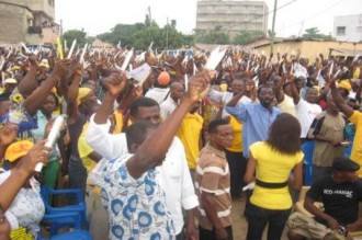 Premiers heurts et blessés de la contestation à  Lomé