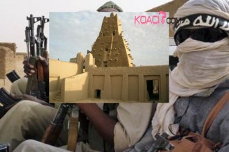 MALI : Ansar Dine détruit trois mausolées à  Tombouctou et la Cedeao retire le statut d'ancien chef d'Etat au Capitaine Sanogo