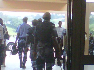 GABON: Tentative dÂ’arrestation de lÂ’«Evêque» Mike Jocktane