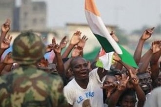 Crise Ivoirienne: Dakar prend la relève