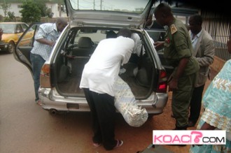 La mort d'un journaliste en prison fait la une au Cameroun