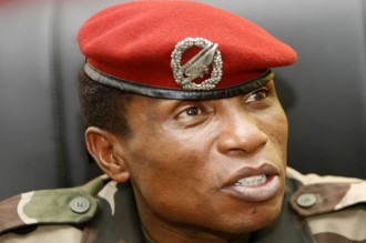 Conakry dément la lettre non candidature de Dadis, la CEDEAO décrète un embargo sur les armes