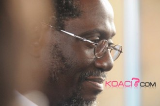 Premier Conseil de ministres de Aké NÂ’Gbo à  la primature