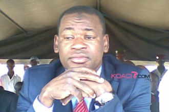 GUINEE: Le  ministre de l'énergie Papa Koly Kourouma s'explique sur le manque du courant à  Conakry