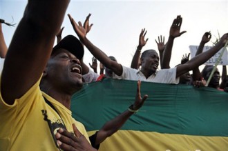 La cour constitutionnelle confirme, Mamboundou appelle à  la Résistance