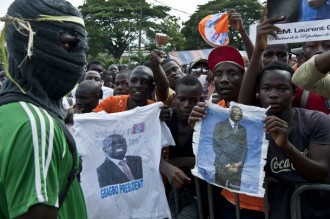 CRISE CI: Des jeunes patriotes là¢chent Gbagbo