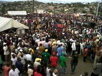 TRIBUNE GABON : Faible mobilisation au meeting de l'opposition