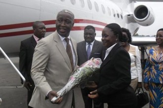 GABON : Raymond Ndong Sima débarque à  Mouila