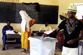 MALI 2012: Les langues se délient contre la reforme constitutionnelle