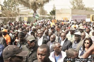 SENEGAL: Marche des membres du M23: la police stoppe la foule immense!