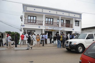 Les cartes d'électeur disponibles