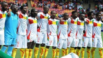 FOOT : Michel Dussuyer dévoile la liste des 18 joueurs du Syli National contre les Eléphants sans Pascal Feindouno et Ismaël Bangoura