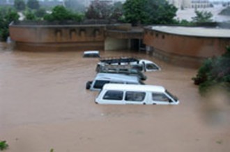 Inondations:Gbagbo offre 500 millions aux sinistrés