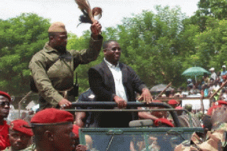 Forces  nouvelles, Soro tente une reprise en main