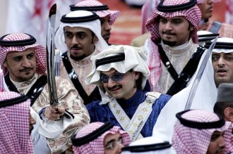  Le saoudien exhibe son sexe à  deux mineures libanaises